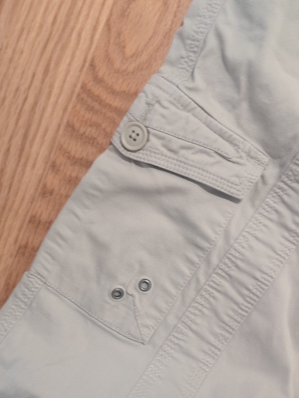 Women's Lightweight Cargo Pants in Light Beige - Picture 4 of 8